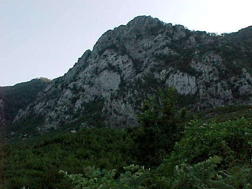 Mt. Gamtit - third east side crag