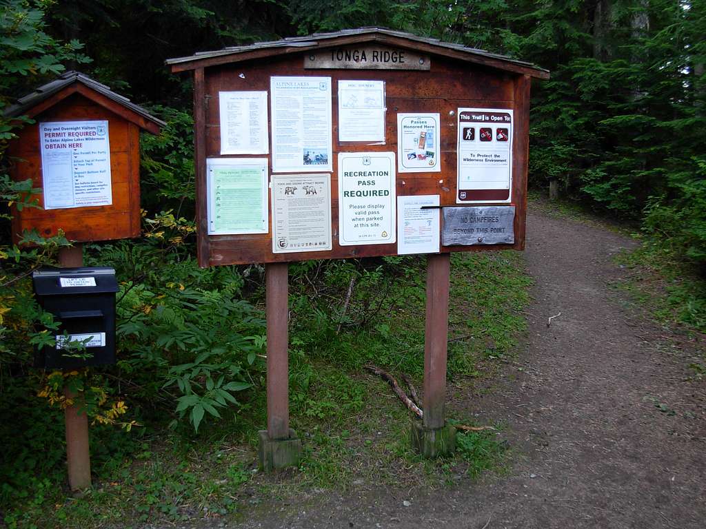 Tonga Ridge Trailhead