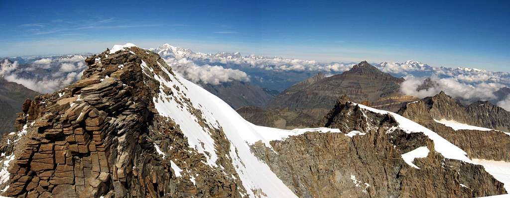 Pano from the summit of Gran Paradiso.The Grivola in the background.