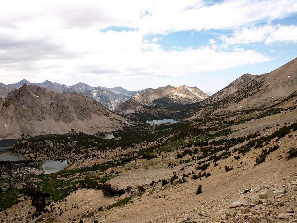 View west from Kearsarge Pass