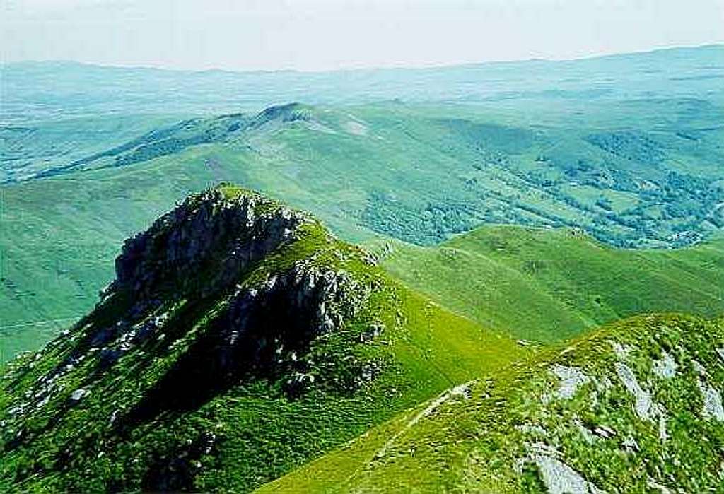 East ridge of the Puy de Peyre-Arse, Cantal
