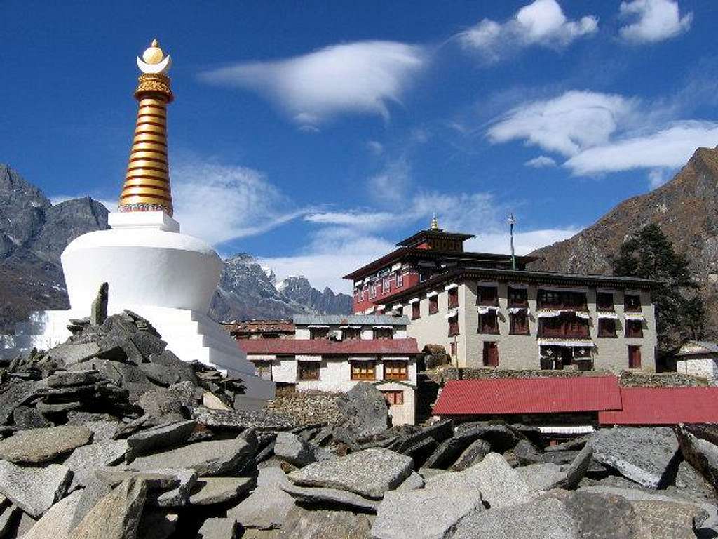 Tengpoche Monastery ~3867m [2...