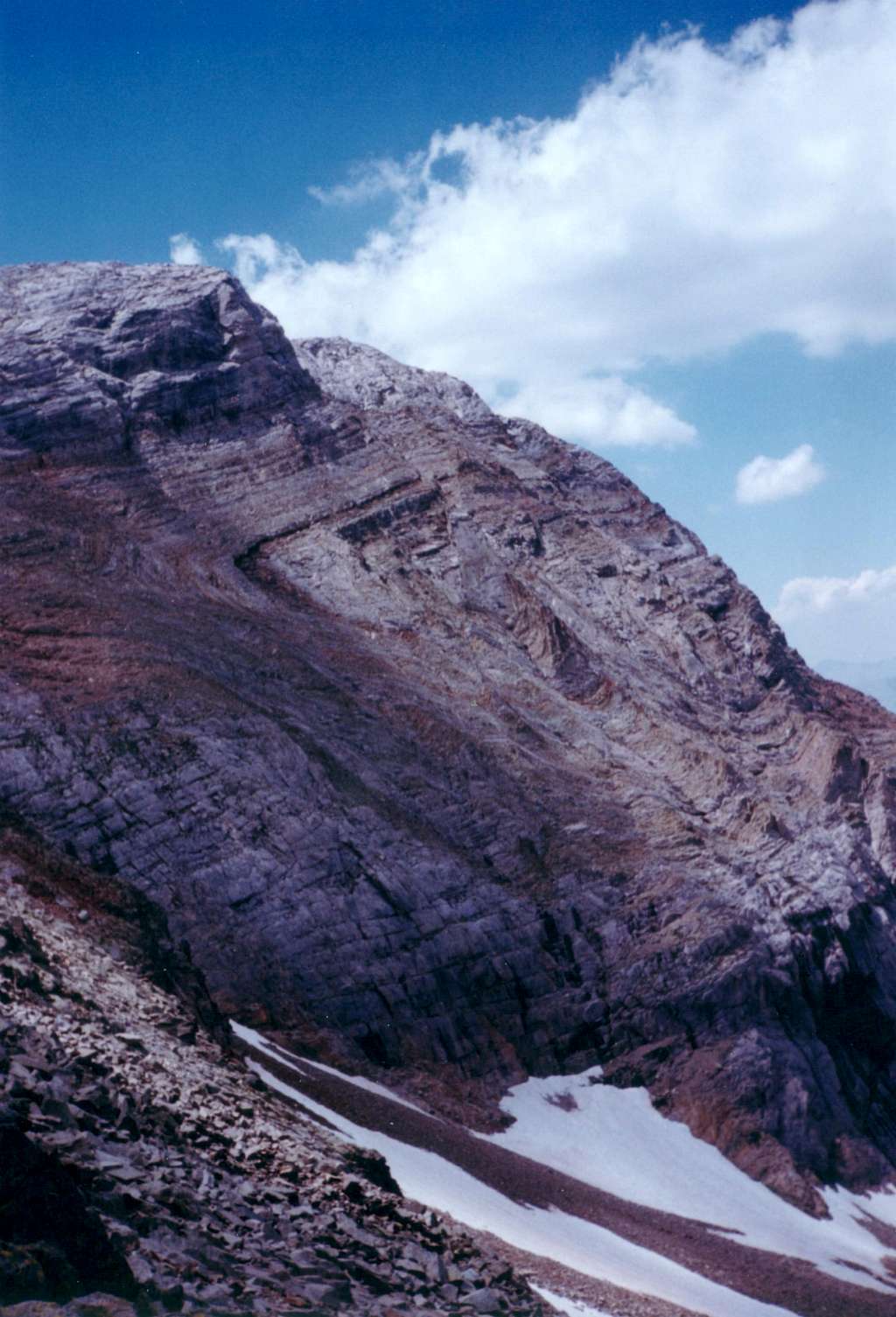 Peaks of Vallibierna, north face.