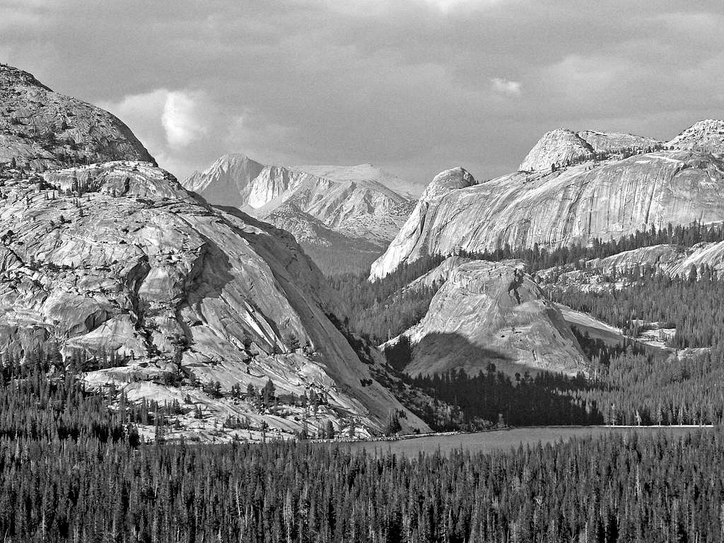 View northeast from Olmstead Point, Yosemite