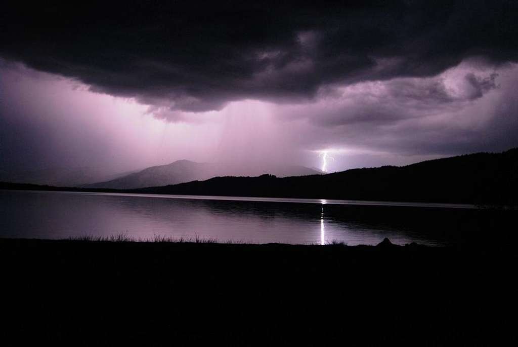 Lightening over Alturs Lake