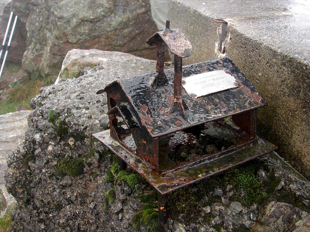 Old Mailbox on Mount Adarra