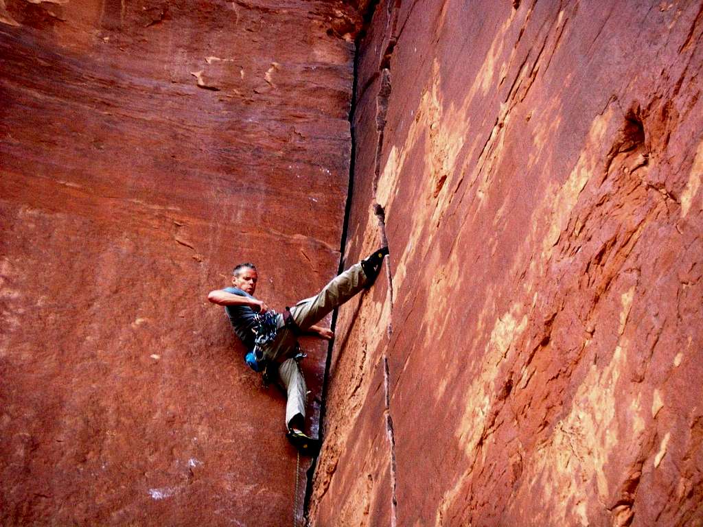 Red Warrior, 5.9+