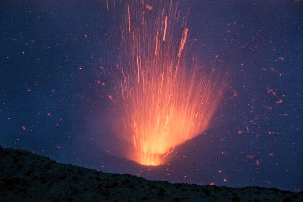 Yasur eruption