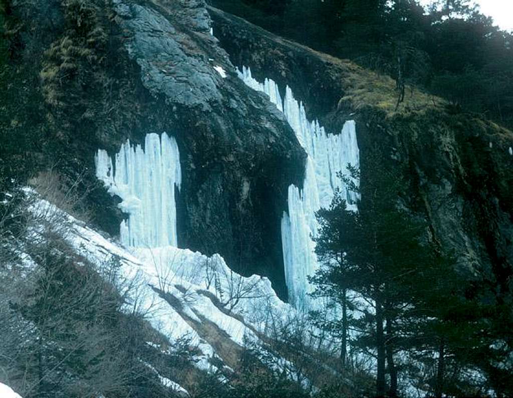 cascade de glace
 Photo...