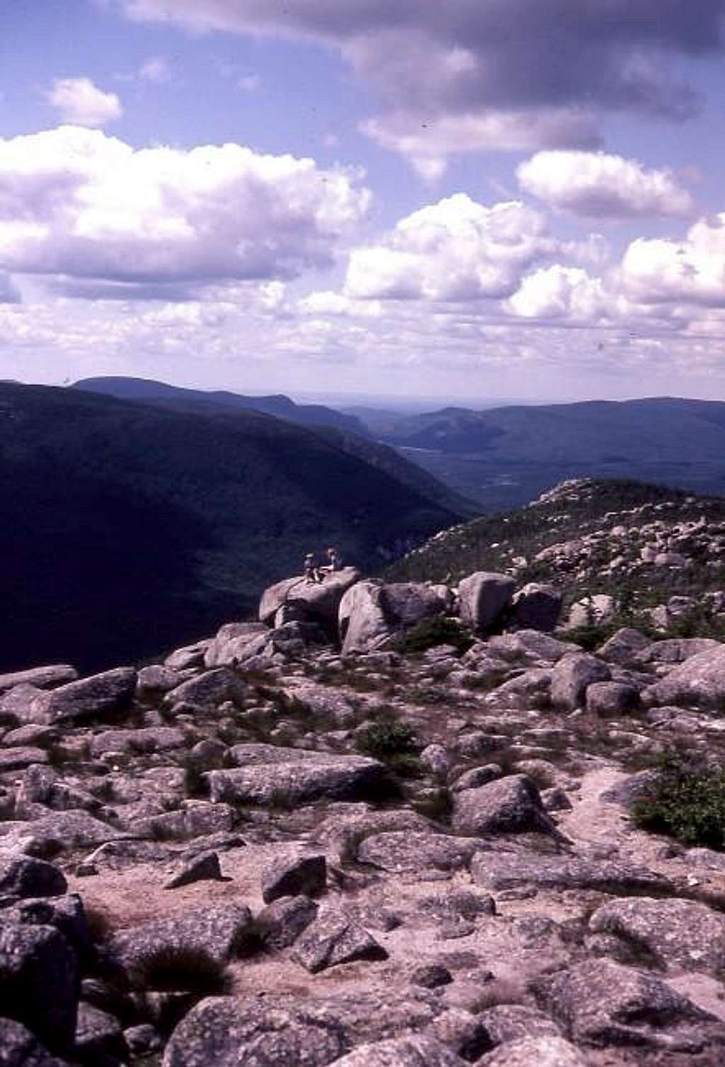 Afternoon among the boulders...