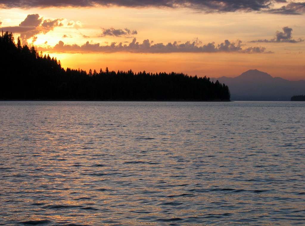 Lake Almanor sunset