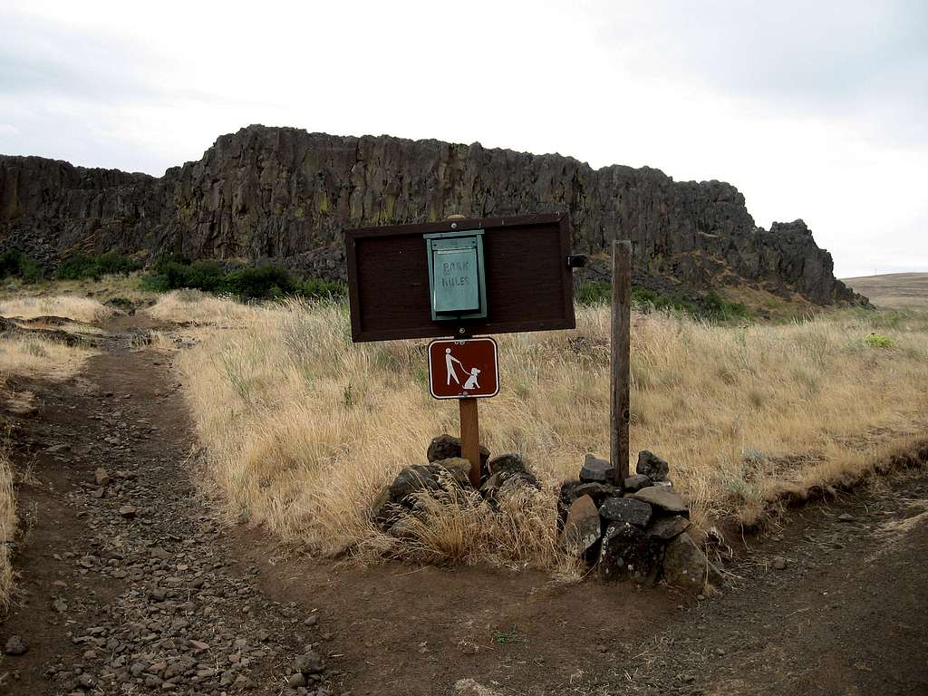 Horsethief Butte trail