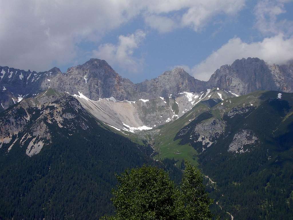 Scharnitztal and surrounded peaks