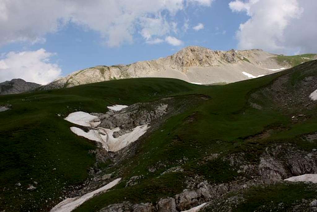 Border ridge with Macedonia