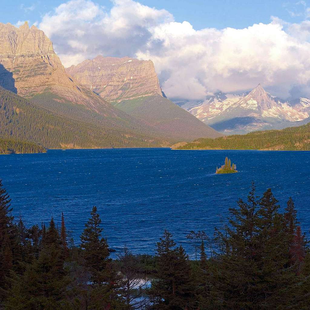 Sunrise.St.Mary Lake