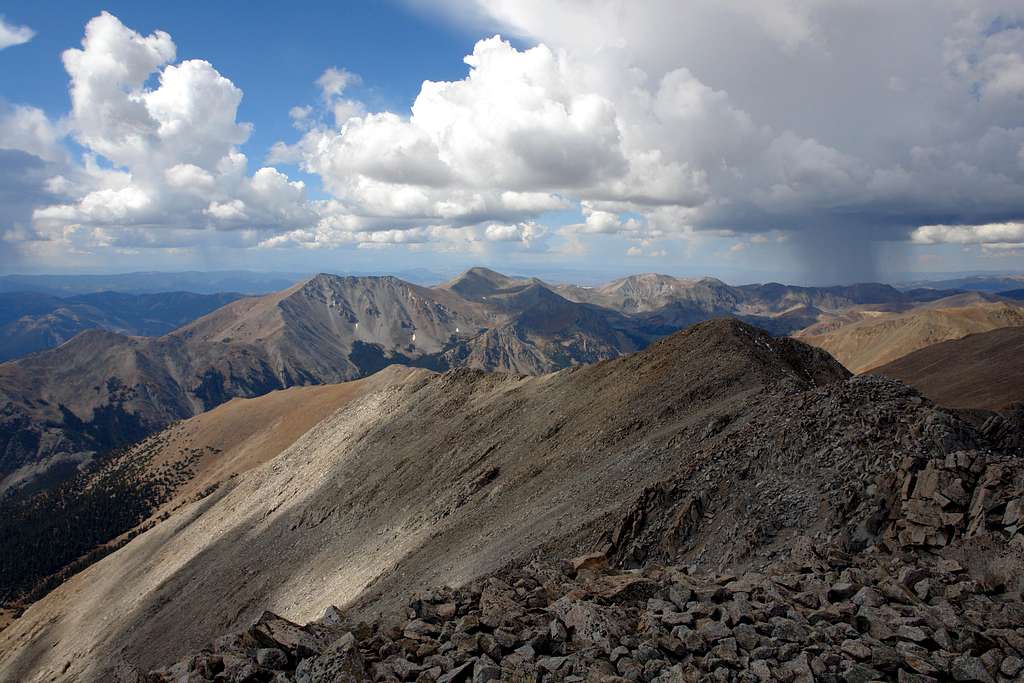 Looking SW from Tabeguache's summit