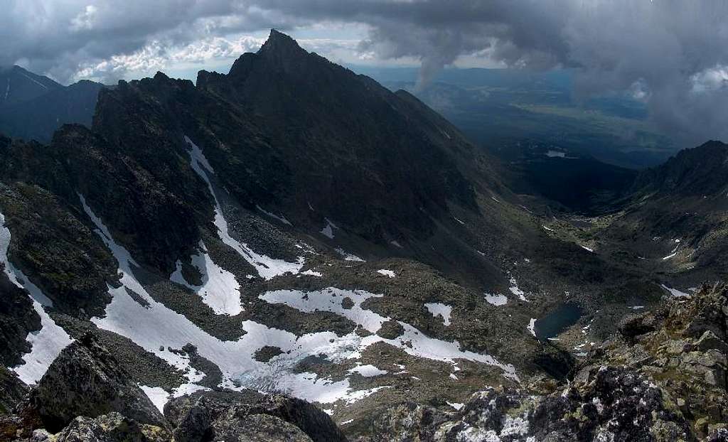 From the top of Štrbský Štít, looking down into Dolina Mlynická