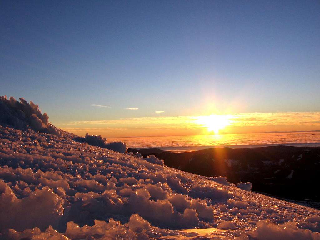 SunRise 1.17.09 Mt. Hood from Snow Camp