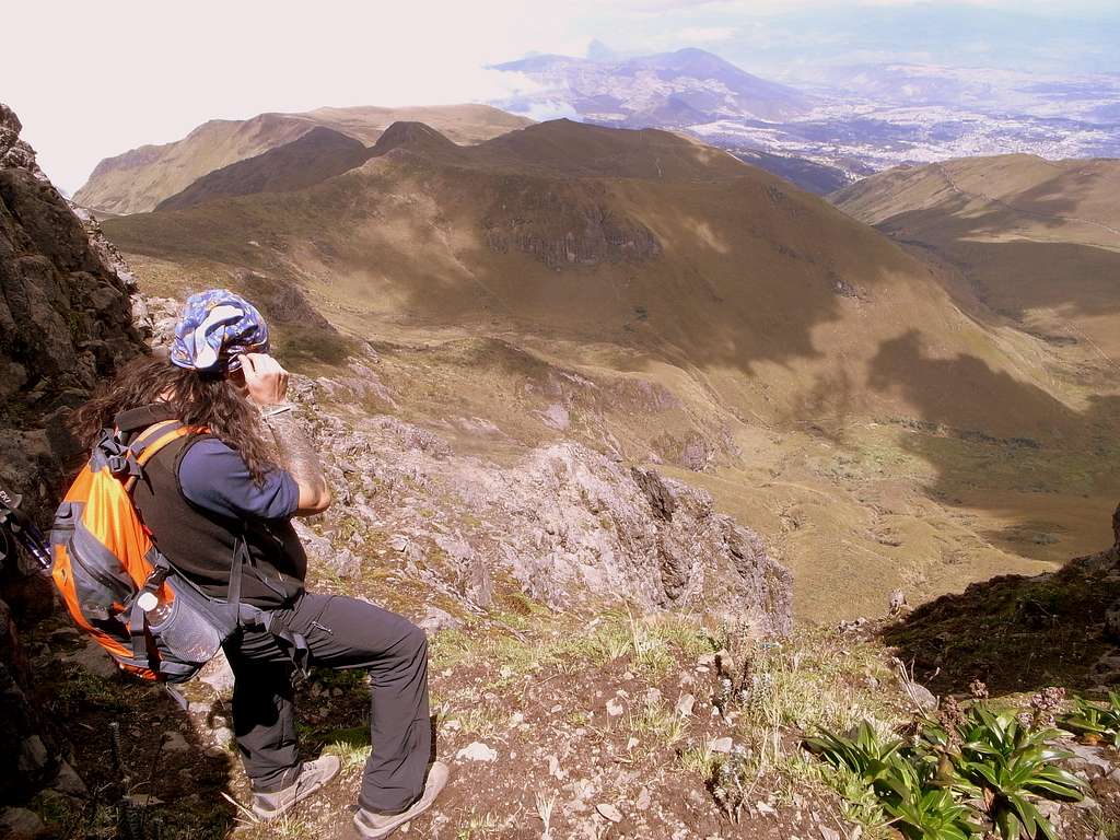 Climbing Rucu Pichincha