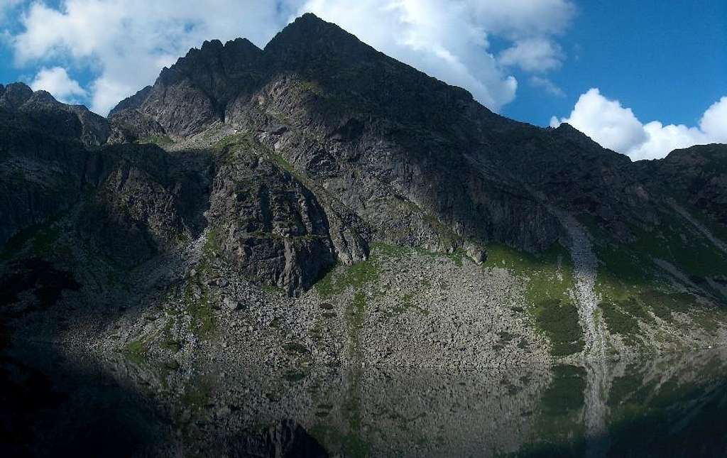 Kościelec reflecting in lake Czarny Staw Gąsienicowy