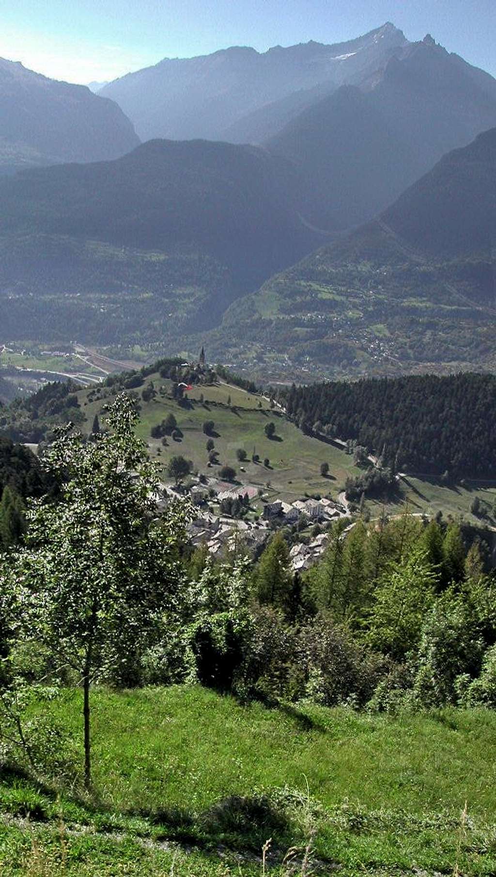 From the road leading to Vens, view of St. Nicolas and, in background, Gran Nomenon and Grivola