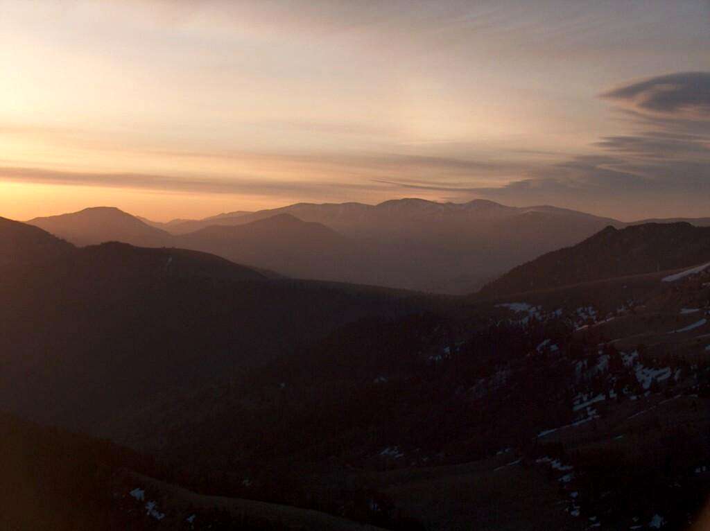 Sunrise from the top of Borišov, looking North to Ľubochnianska Dolina