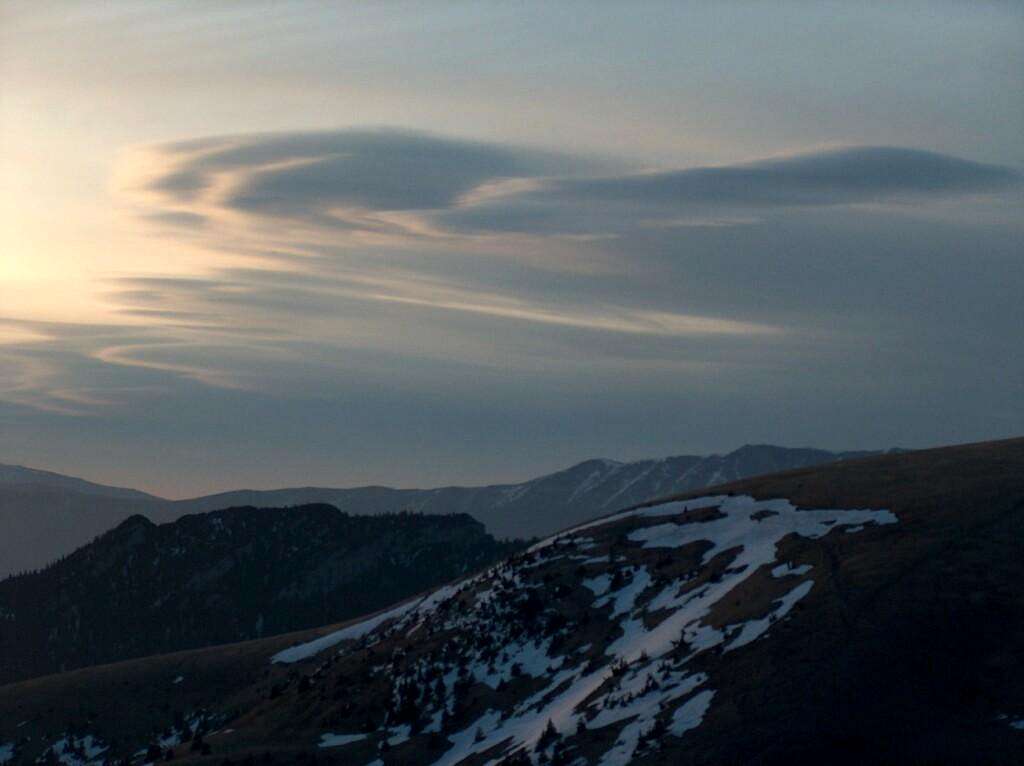 Sunrise from the top of Borišov, looking West to some lenticular clouds
