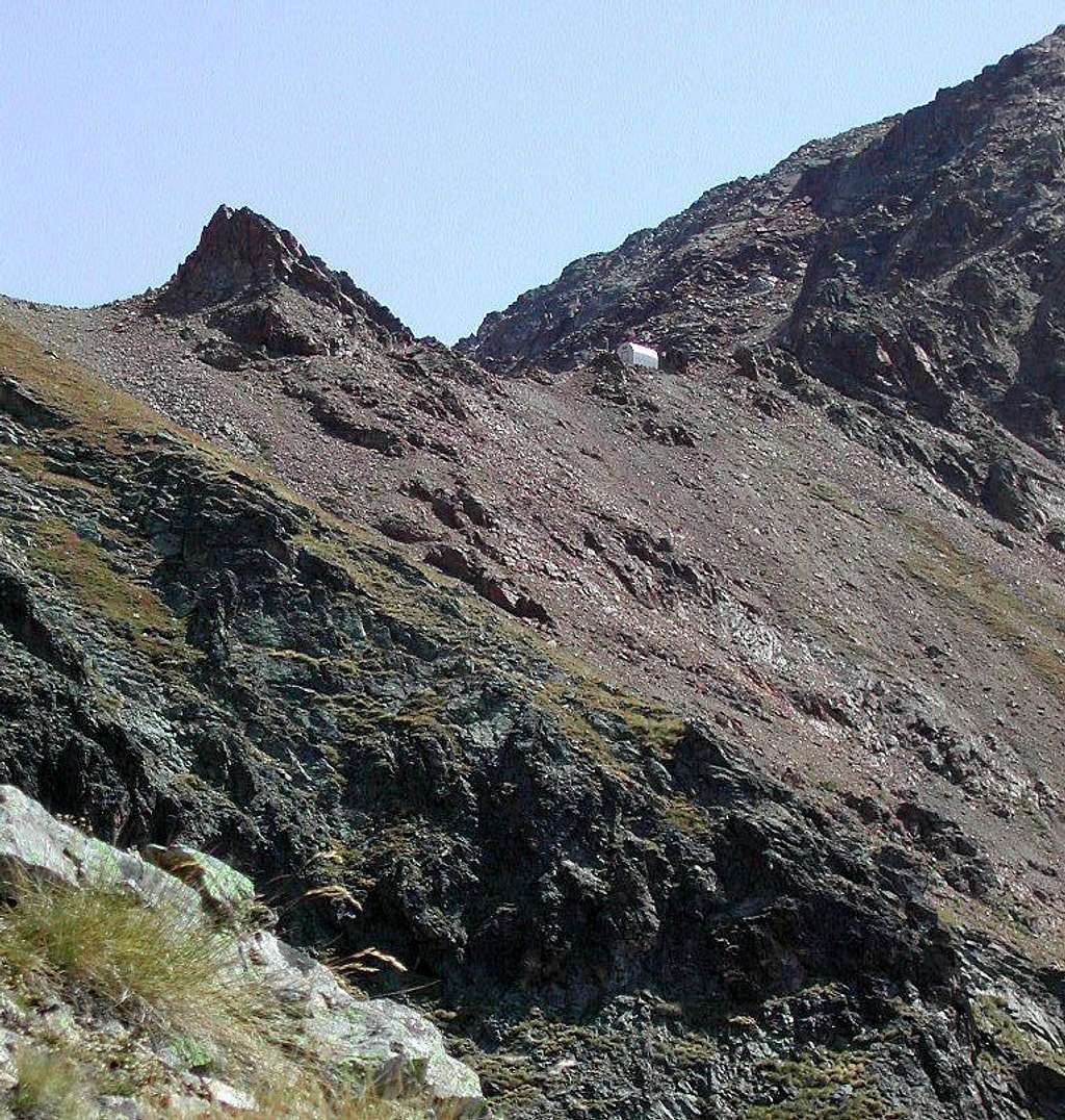 Side view of Bivacco Federigo, <br>placed near Col Carrel <i>(2852m)</i>
