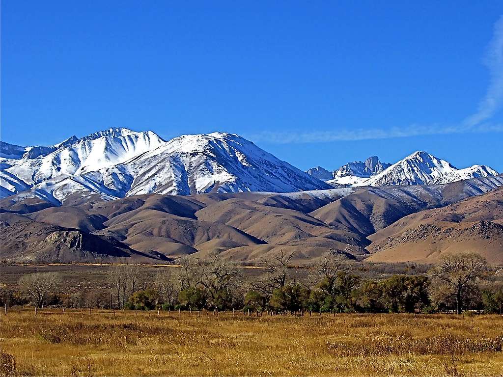 The Palisades seen from Owens Valley