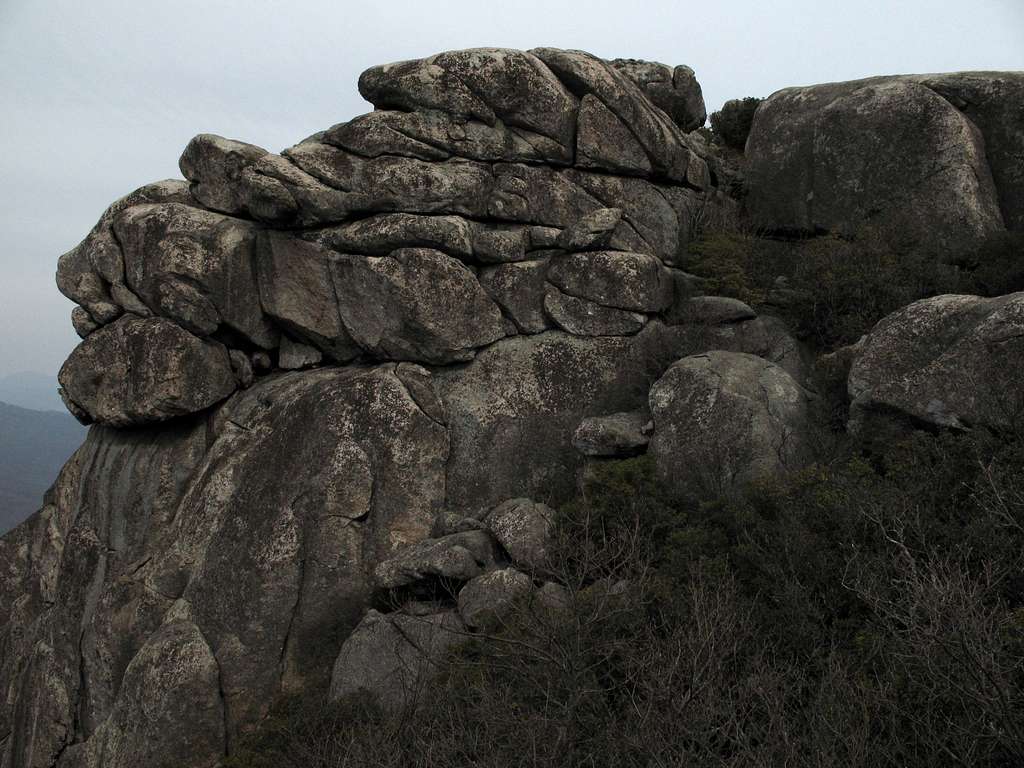 Old Rag Summit Crags