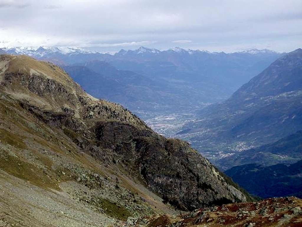 la città di Aosta vista...