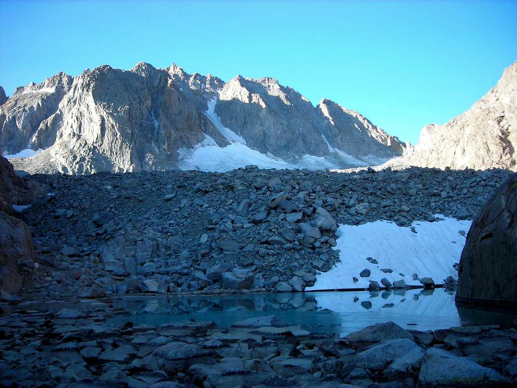 Palisades from Unnamed Lake