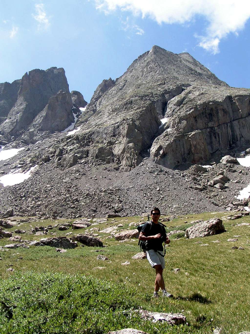 North / Litter Chute (O.B.) Chute ascends the obvious notch above.