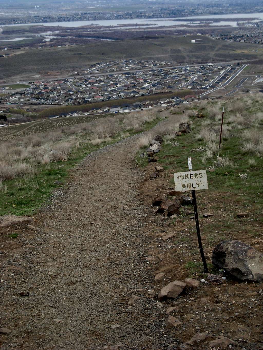 Badger Mountain Summit