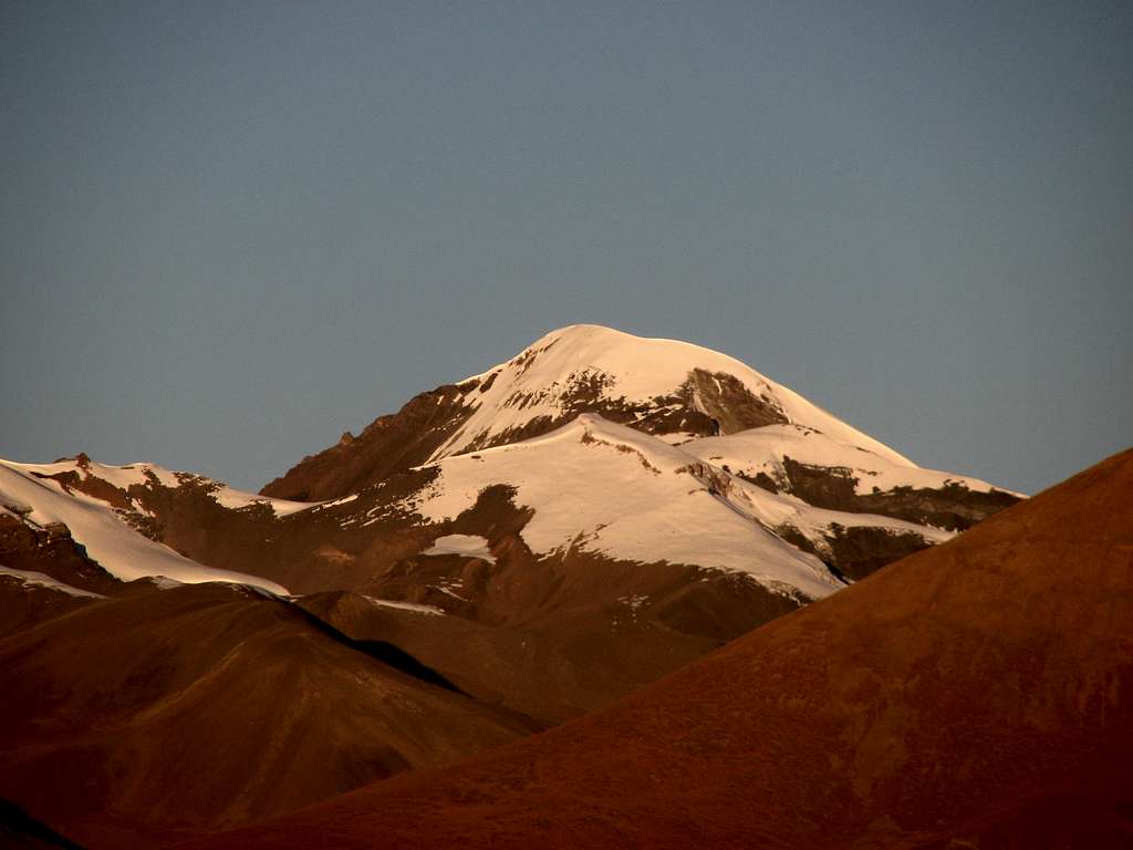 Mt. Qigu (6212m)