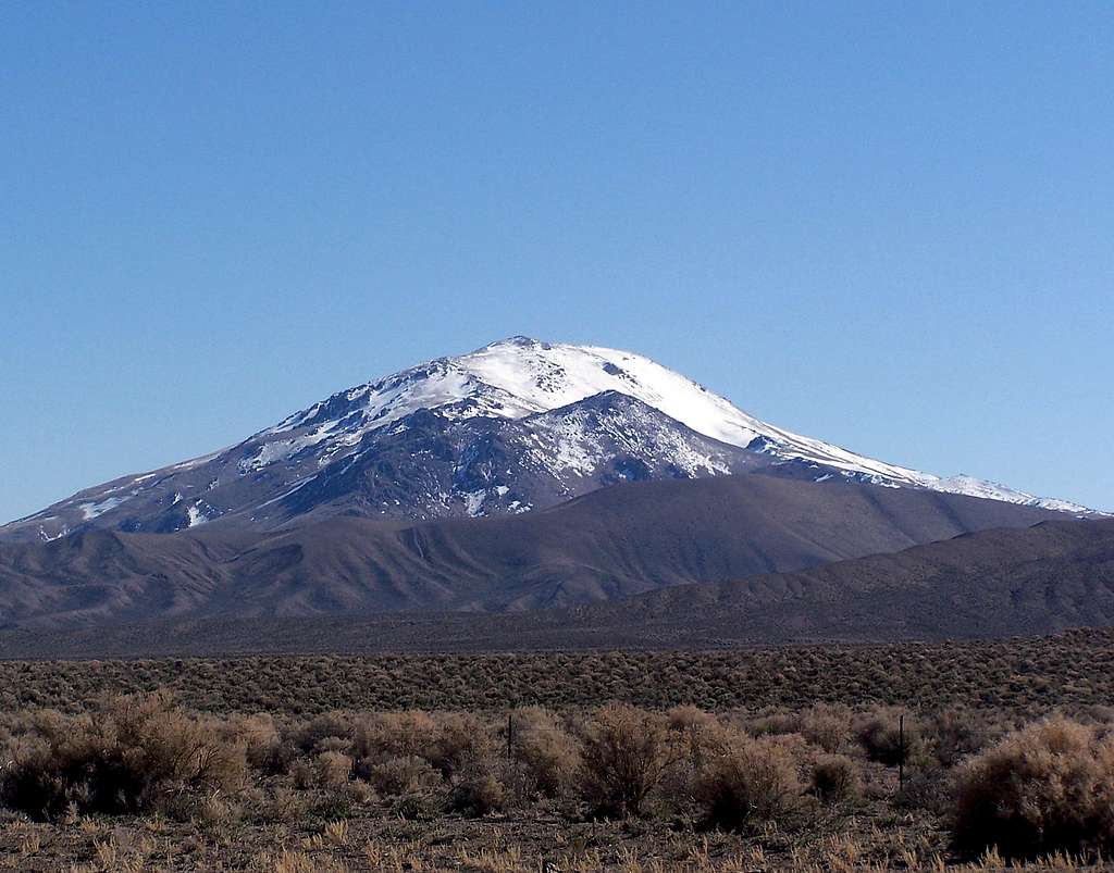 Pueblo Mountain