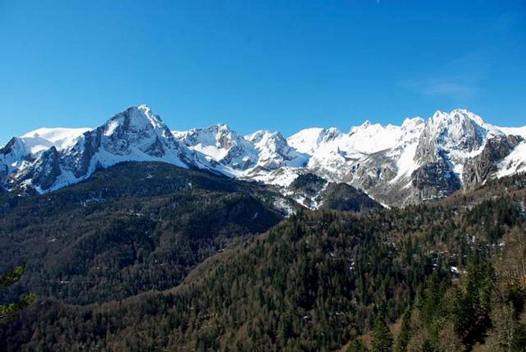 Bacqué and Cirque de Chourique