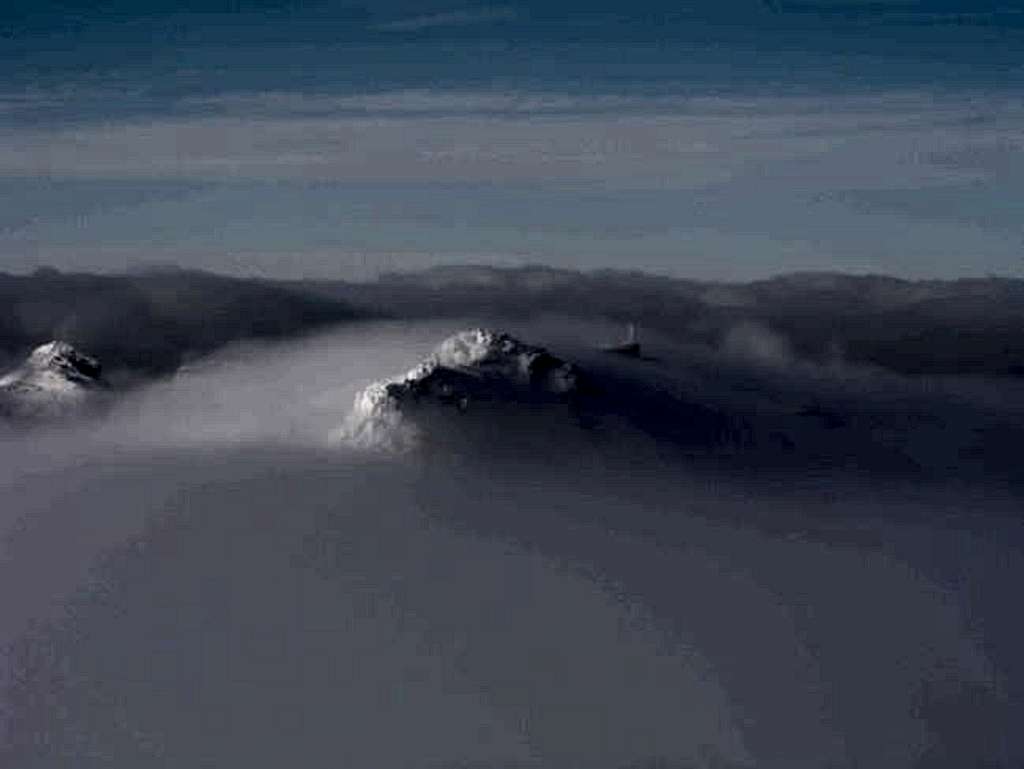 Ocean of clouds, you can see...