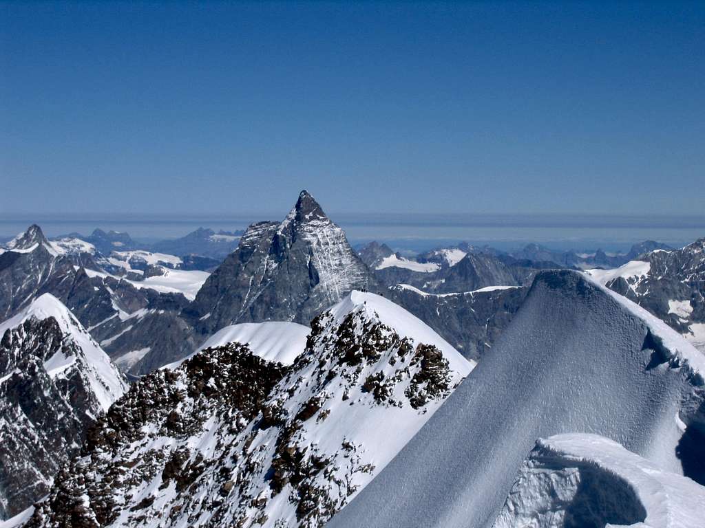 Breathtaking view of the Lyskamm ridge