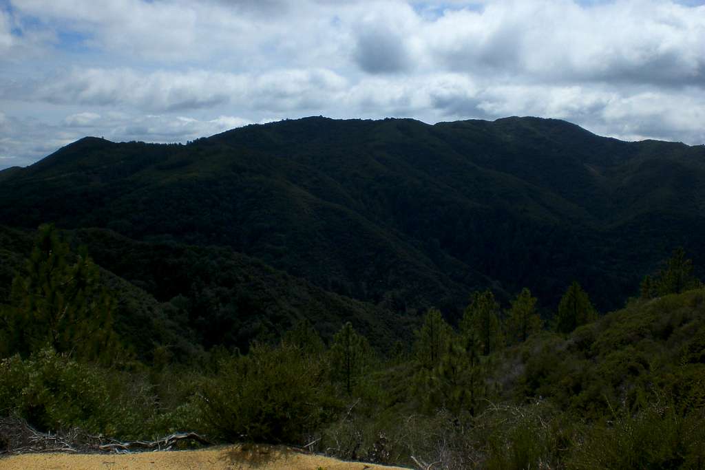 Los Pinos Peak