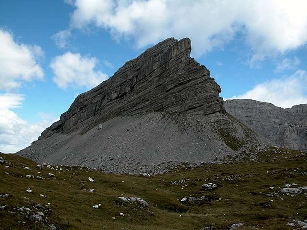 Monte Turrion Basso (2384m)...