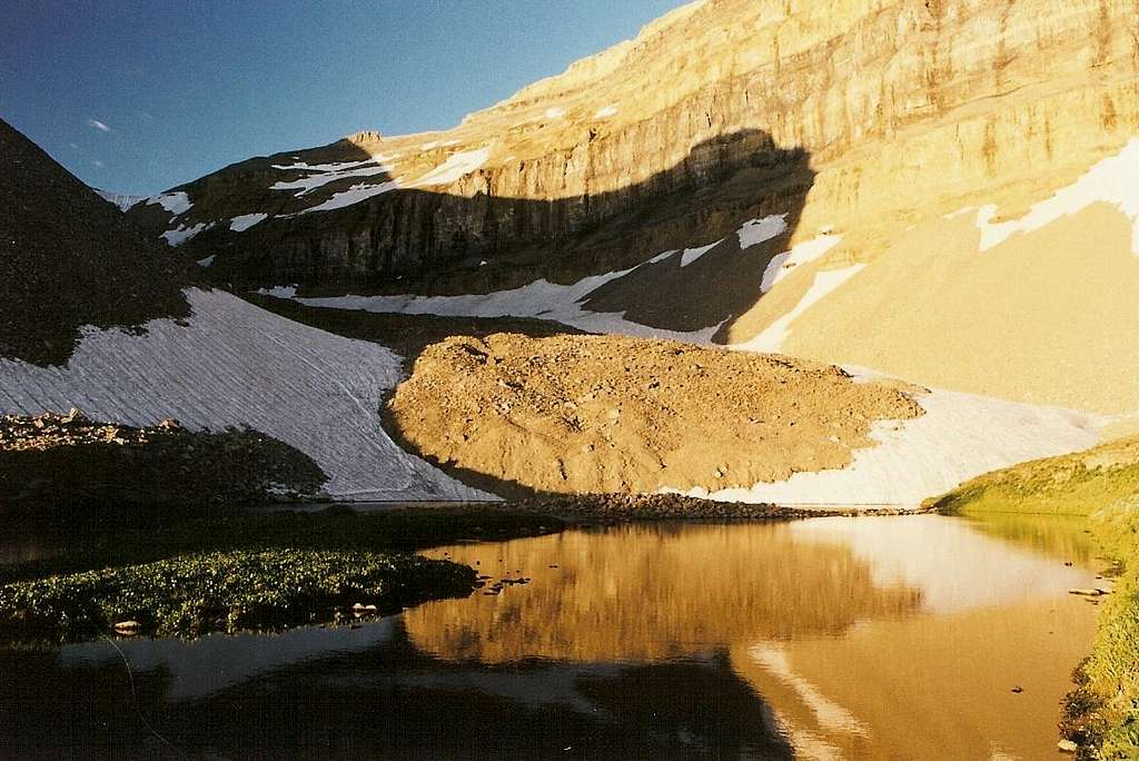 Emerald Lake, Dawn