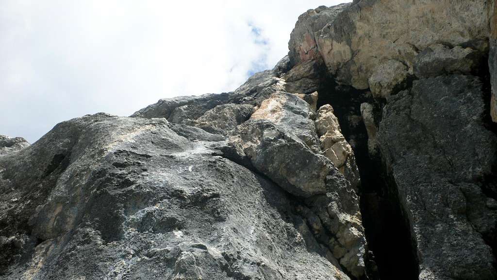 Looking up at Pitch 3 (5.10c, or VII-)