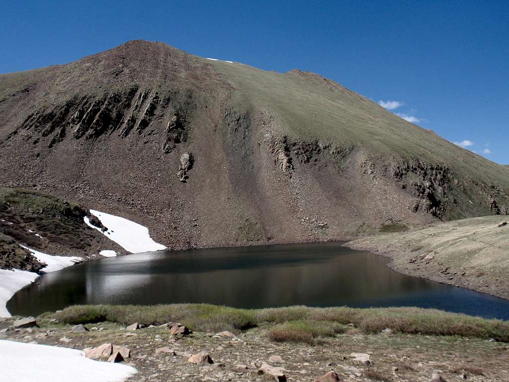 Close up of Upper Venable Lake