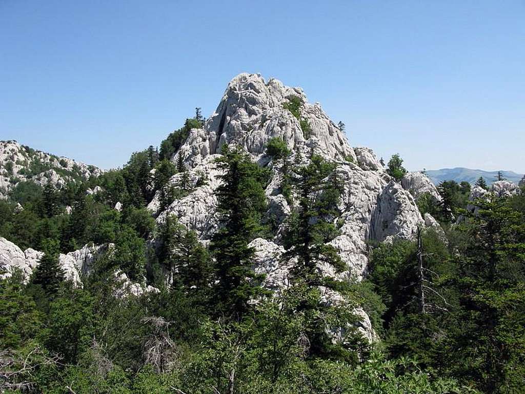 Bili Kuk cliff/peak