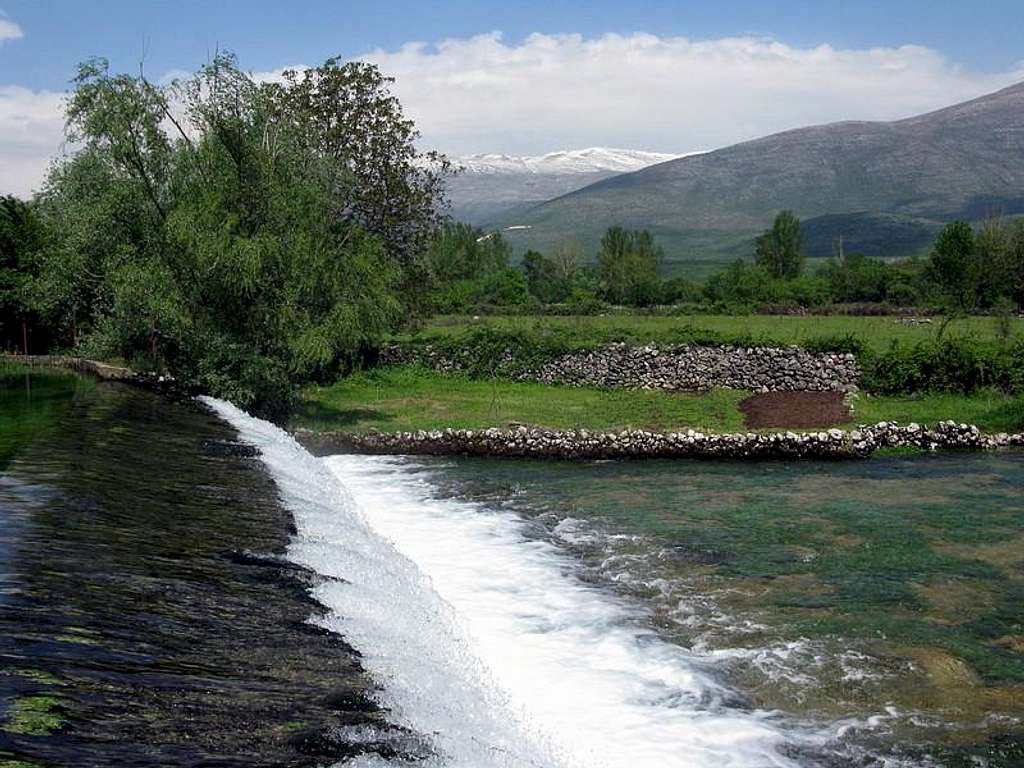 Cetina river scenery