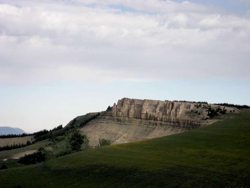 Big Horn cliffs
