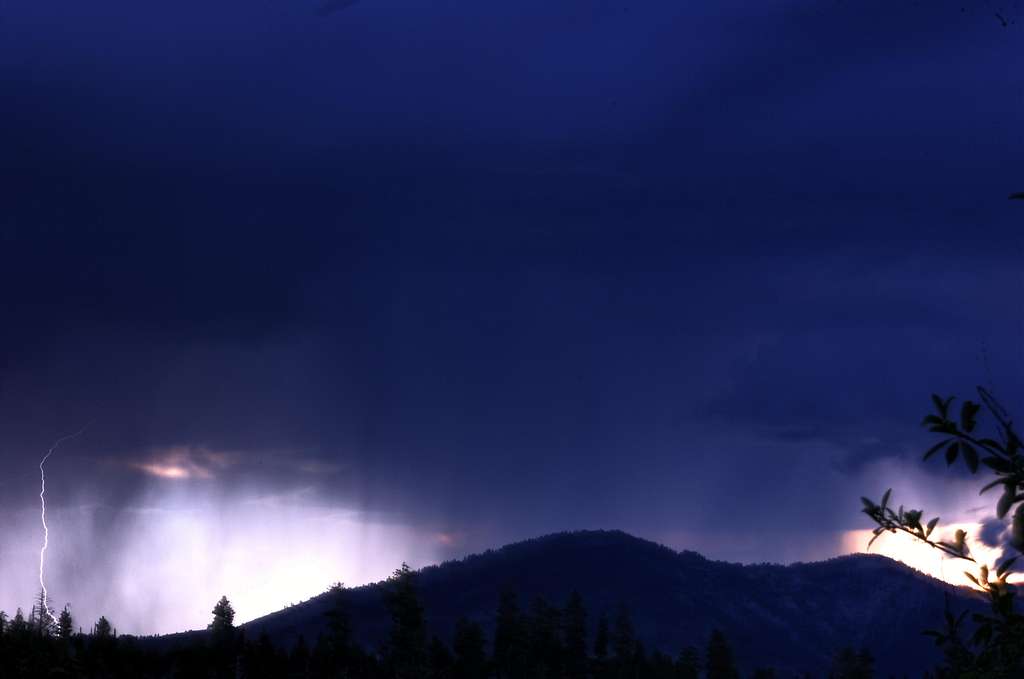 Lightning over Garden Valley