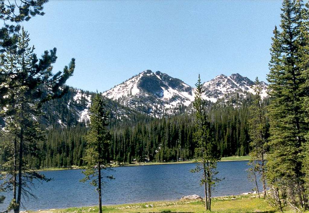 Anthony Lake--Gunsight Mountain