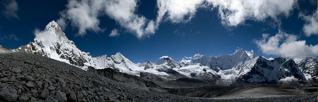 Ama Dablam and its Neighbours